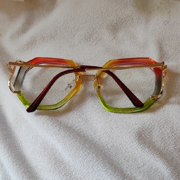 Multicolor Geometric Frame Glasses - Picture 8 of 10